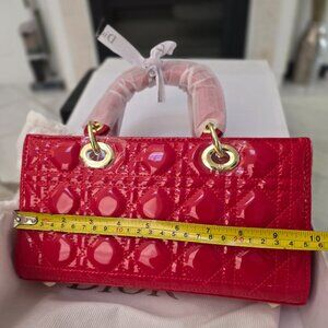 Red crossbody gift 🎁 🔥